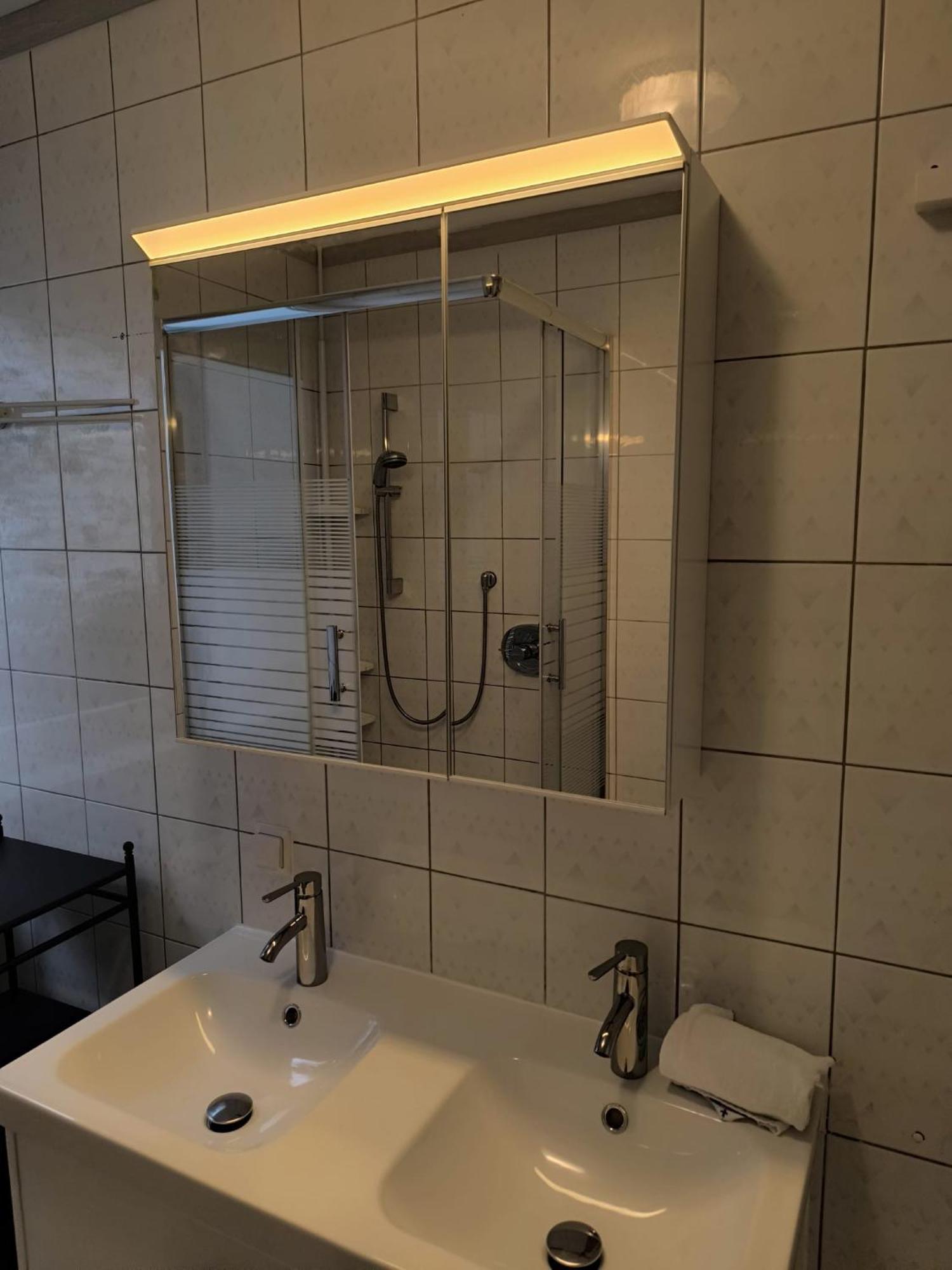 Apartment Green Home Капрун Екстериор снимка